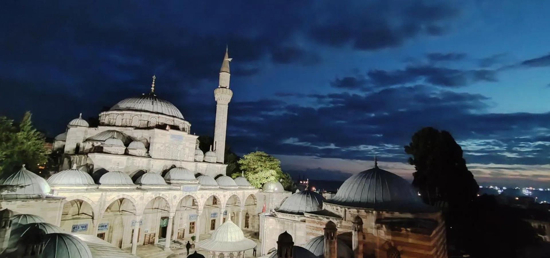 Nur Home Deniz Manzarali Istanbul